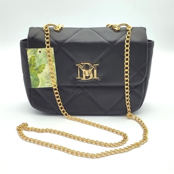 Badgley Mischka Handbags - NWT BADGLEY MISCHKA LARGE DIAMOND QUILTED CROSSBODY BAG $149